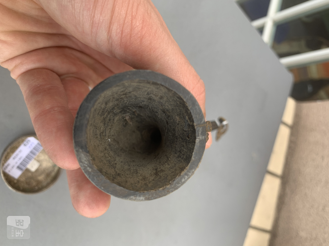 A FINE CARVED HORN MAGICAL POWDER CONTAINER - 图9